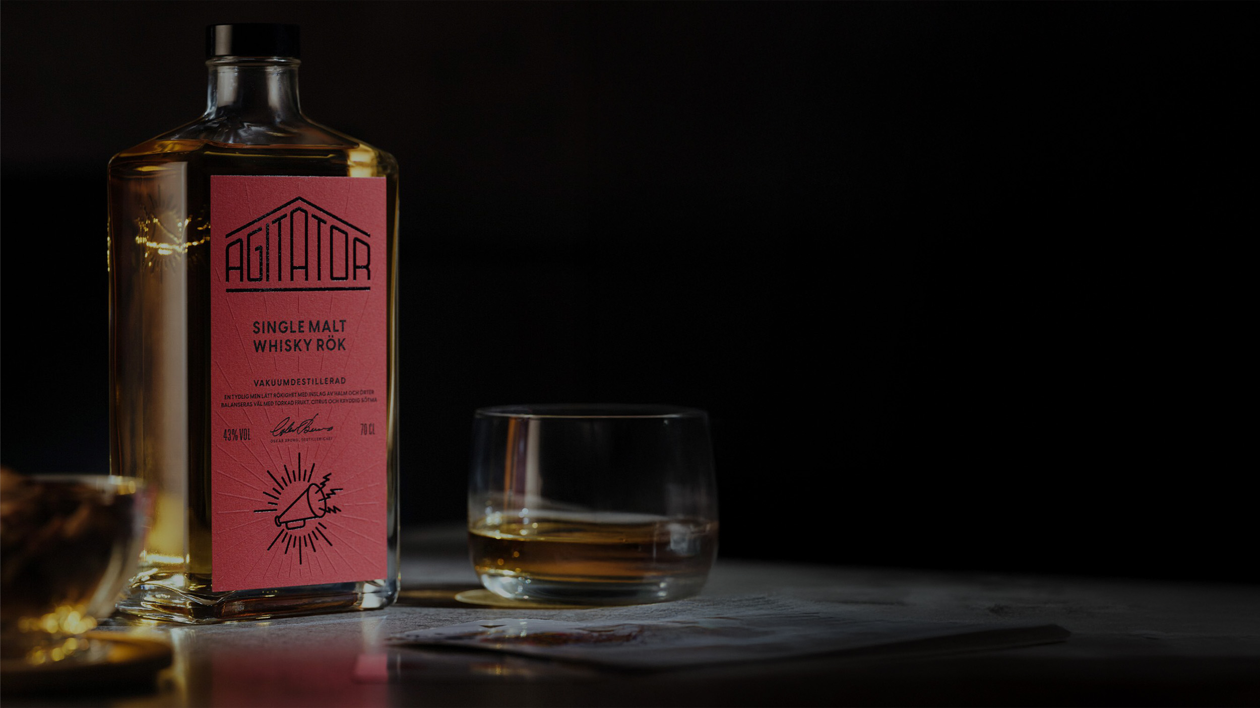 Agitator Single Malt Rök - Just Drinks - Svensk whisky